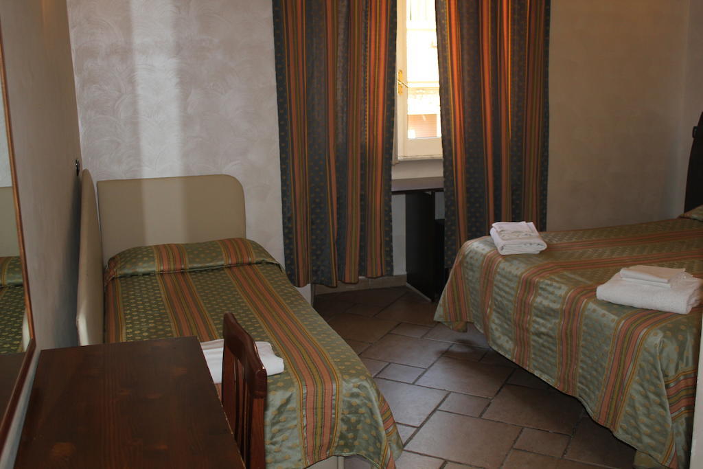 רומא Hotel Sallustio חדר תמונה